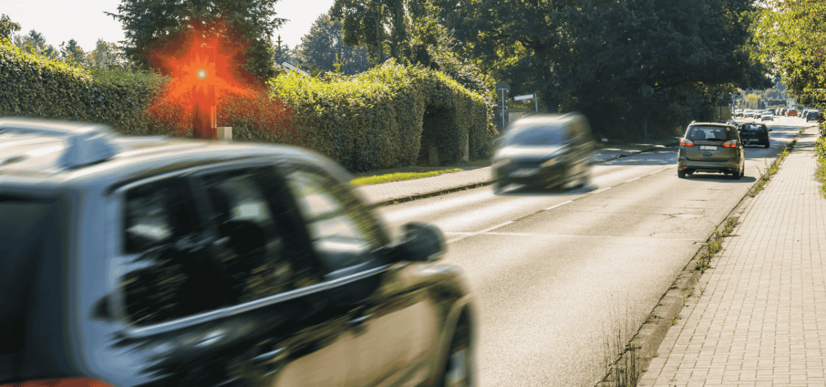 Le migliori app autovelox per viaggiare in sicurezza quest'estate | Applicazioni.it