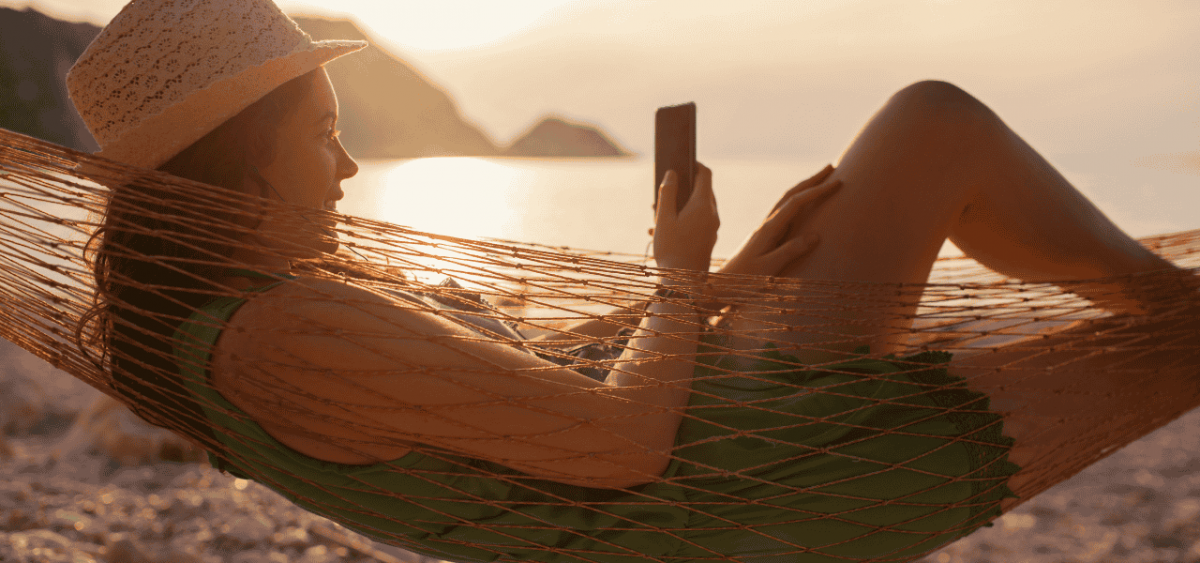 Holafly: l’app per eSIM all’estero senza costi di roaming | Applicazioni.it