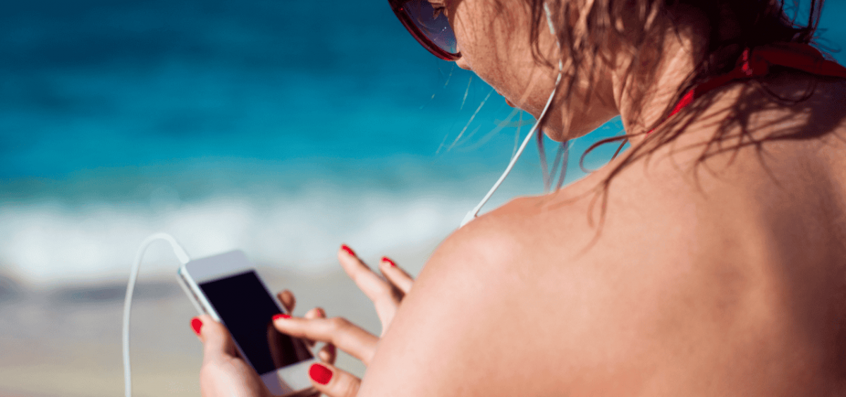 Le migliori app AI estate 2025 per il tuo relax sotto l’ombrellone | Applicazioni.it